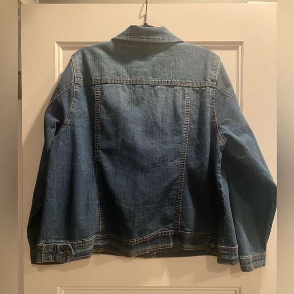 Relativity 2X Women’s Jean Jacket - Picture 5 of 5